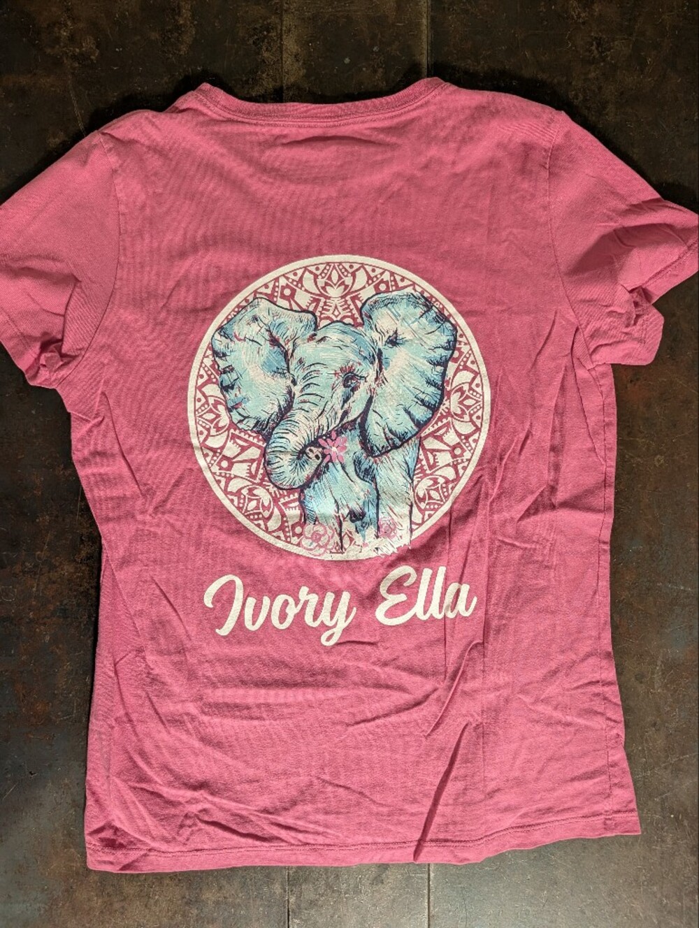 ivory ella Pink Tee with Blue Elephant Graphic